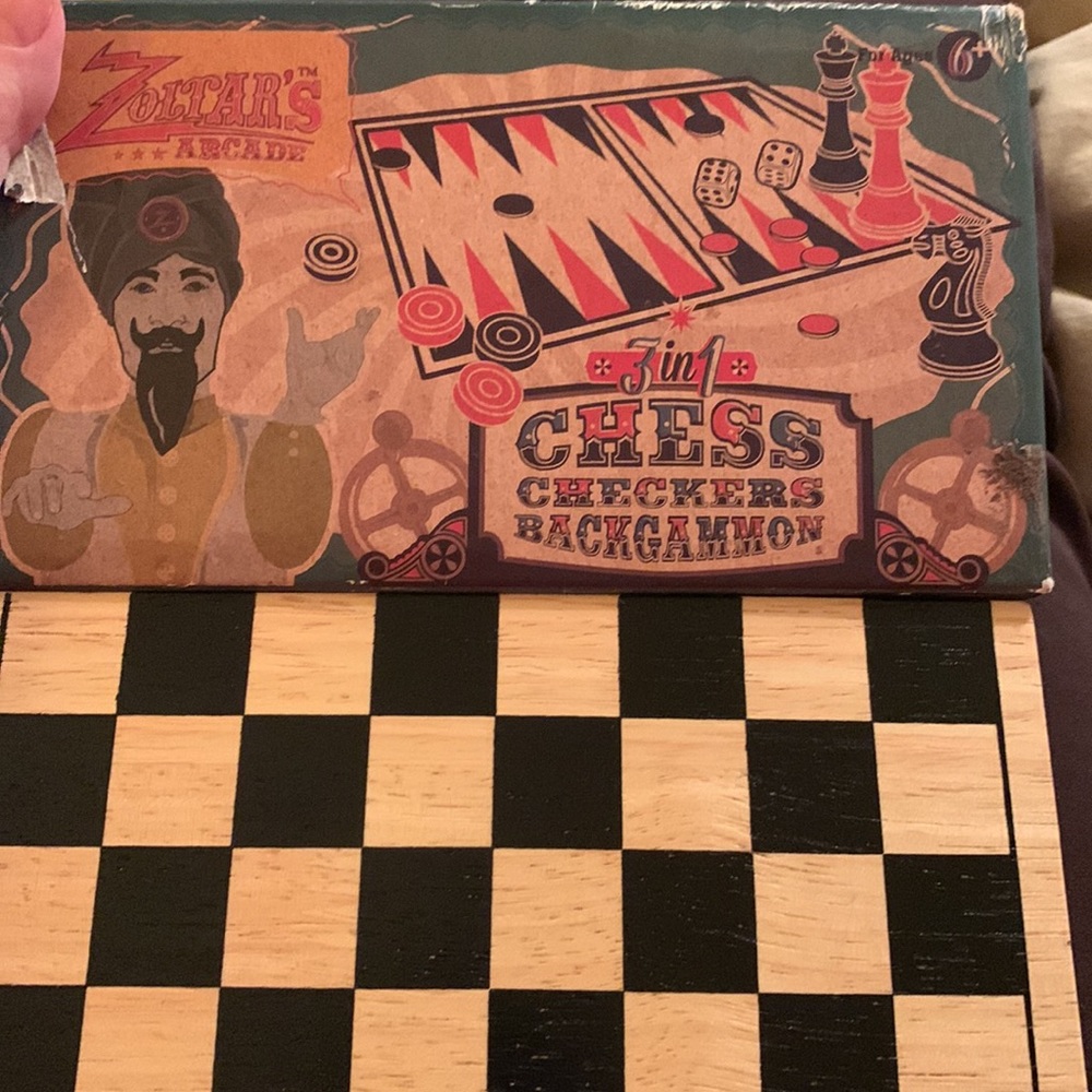 Mini boxed set of travel size checkers chess backgammon 3 in 1 set EUC